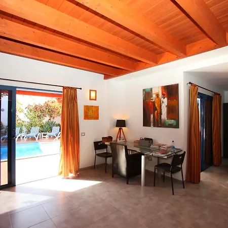 Maiteren Etxea- 4 Beds With Private Pool Вилла *