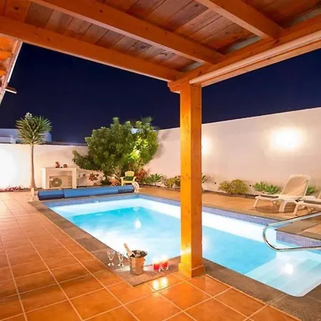 Maiteren Etxea- 4 Beds With Private Pool فيلة بلايا بلانكا