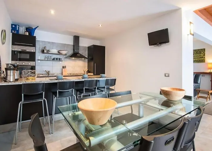 Villa Maiteren Etxea- 4 Beds With Private Pool Playa Blanca