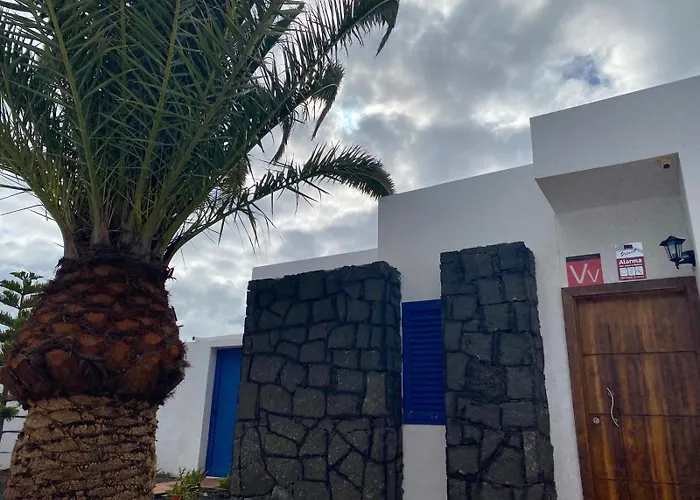 Villa Maiteren Etxea- 4 Beds With Private Pool