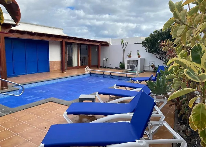 Maiteren Etxea- 4 Beds With Private Pool Playa Blanca